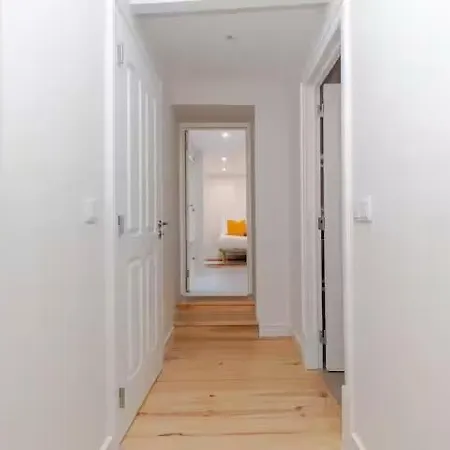 Pool-lisbon City Centre-garden-wifi-1d Apartment Lisbon