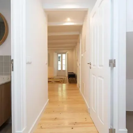 Pool-lisbon City Centre-garden-wifi-1d Apartment *