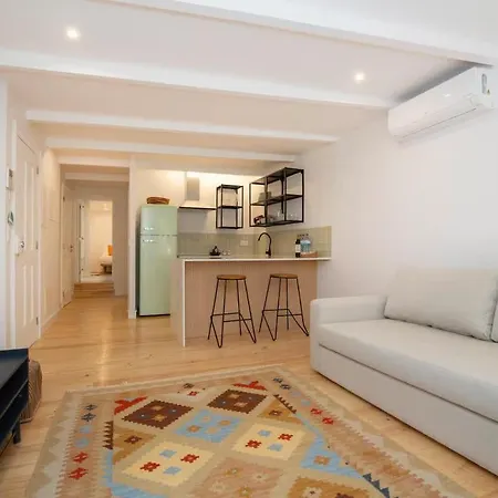 Pool-lisbon City Centre-garden-wifi-1d Apartment